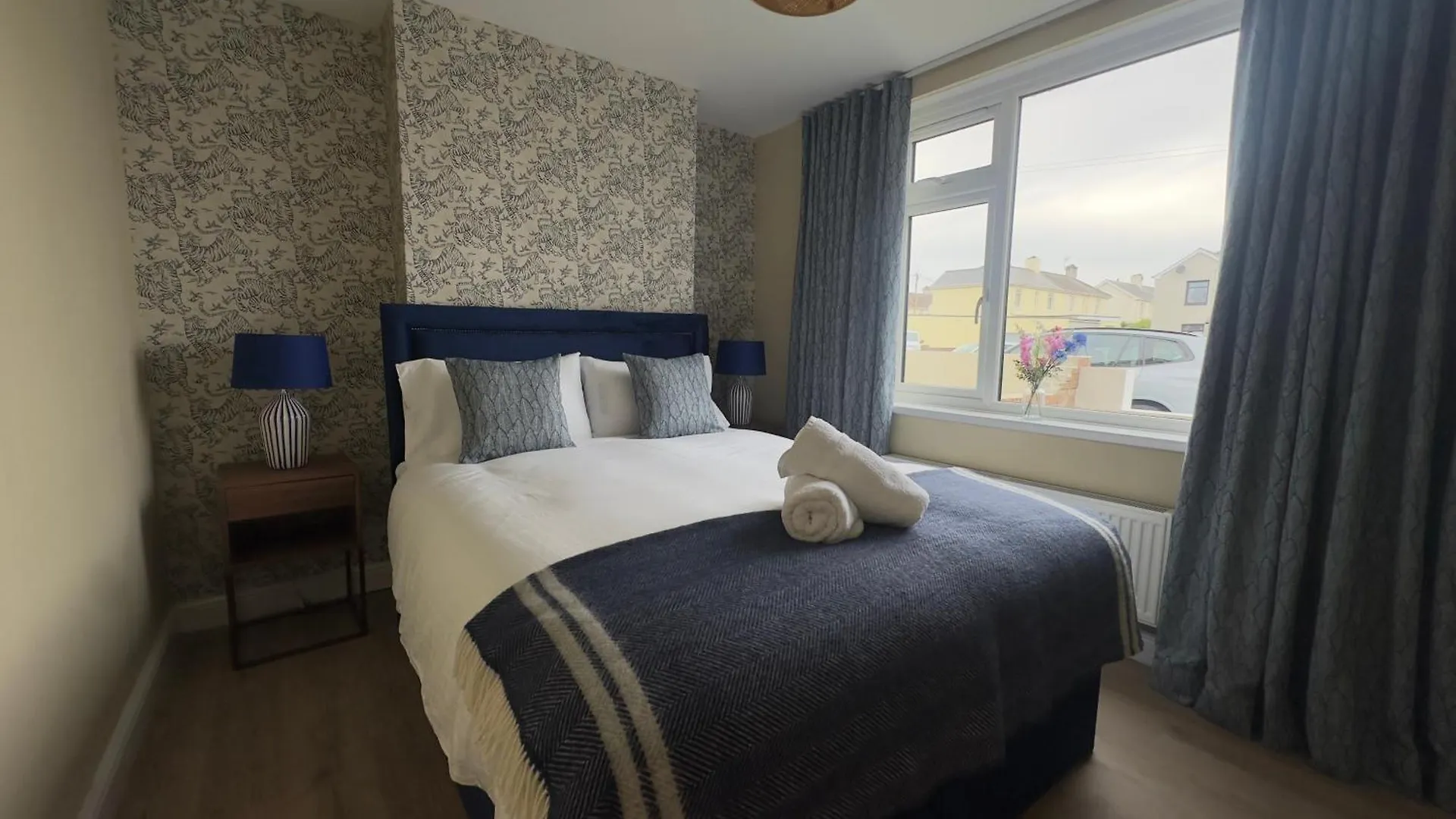 House Sleeps 10-Garden-Parking-Nearbarryisland Villa Flemingston Holiday home